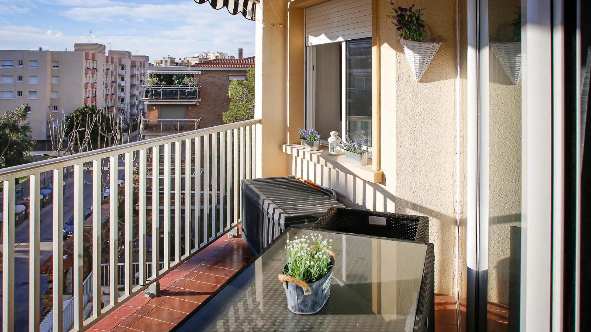 At059 Reformed & Beach Views, Airco, Wifi Torredembarra Apartment